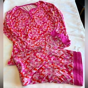 Little Sleepies Water Color Hearts pajamas set size Large pre loved